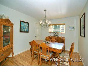 15 CARJEN AVENUE - Photo 5