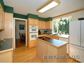 15 CARJEN AVENUE - Photo 6