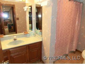  - Photo 16
