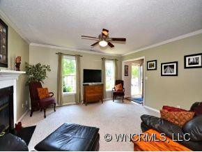 1102 ROSEBRIAR COURT - Photo 3