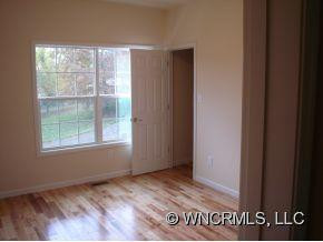24 Orbit Place - Photo 5