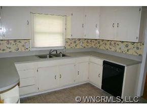 496 Shelton Street - Photo 12