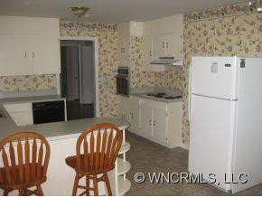 496 Shelton Street - Photo 10