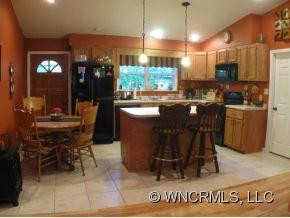 8 BRAMLETT COURT - Photo 2
