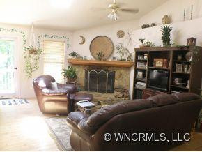 118 Upper Peace Drive - Photo 2