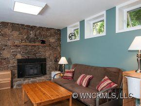 15 Old Lakey Gap Rd - Photo 17