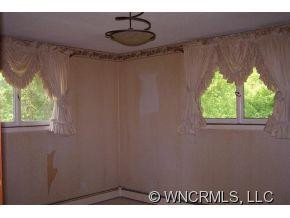 327 White Oak Road - Photo 10