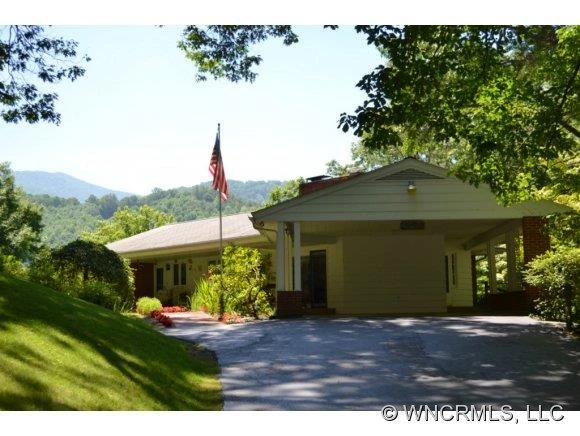120 Jackson Drive