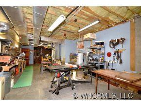 259 Hollyridge Lane - Photo 17