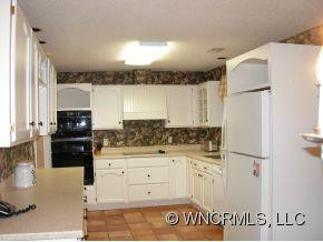 79 Lakeshore Drive - Photo 9
