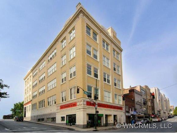 59 COLLEGE STREET #202