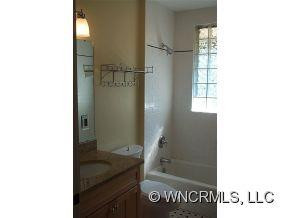 241 Broadway St Unit 202 - Photo 7