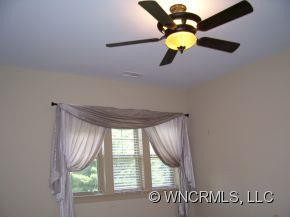 B 203 1564 Country Club Drive - Photo 13