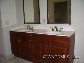 B 203 1564 Country Club Drive - Photo 9