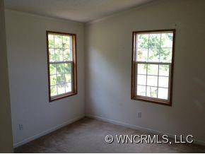 26 Country Meadows Drive - Photo 8