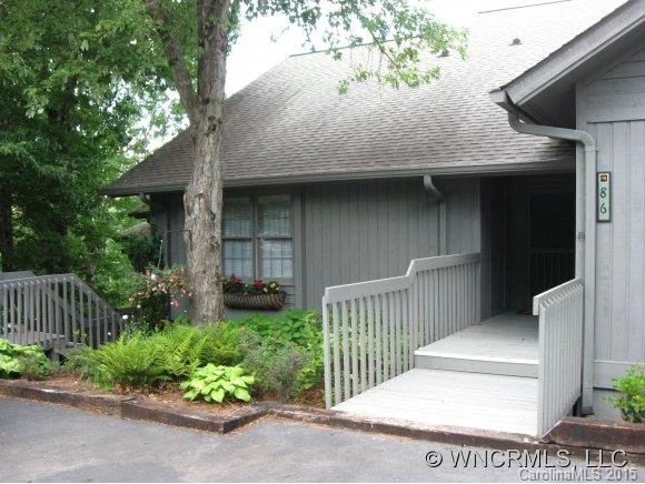 86 Racquet Club Villas Drive