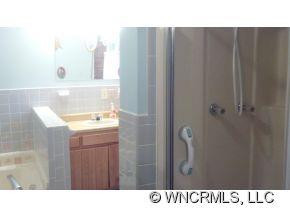28 Gatewood Road - Photo 11