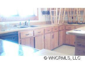 28 Gatewood Road - Photo 8