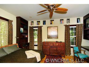 13 Parker Road - Photo 10