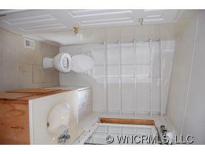 904 Long Branch - Photo 3