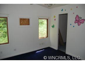 904 Long Branch - Photo 4
