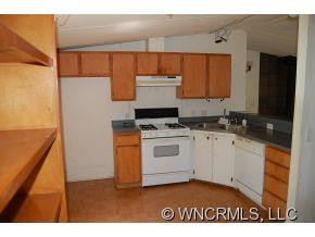 904 Long Branch - Photo 5