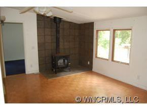 904 Long Branch - Photo 6