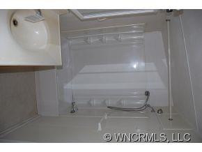 904 Long Branch - Photo 7
