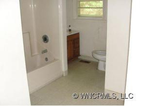 2662 BOBS CREEK RD - Photo 8