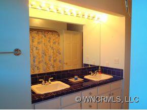 1709 Bostic Sunshine Hwy - Photo 18