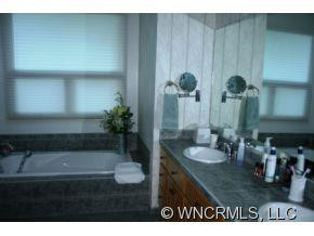 25 Hawberry Lane - Photo 8