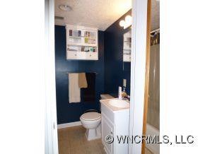 622 S. Haywood St. #201 - Photo 12
