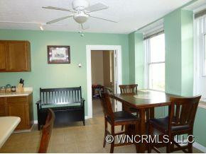622 S. Haywood St. #201 - Photo 4