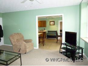 622 S. Haywood St. #201 - Photo 5