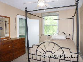 622 S. Haywood St. #201 - Photo 9