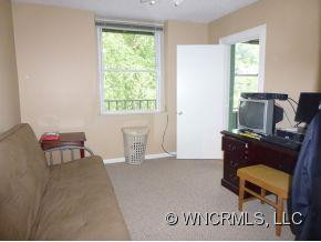 622 S. Haywood St. #201 - Photo 10