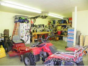  - Photo 11