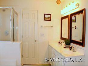 61 YORKTOWN CIRCLE - Photo 13