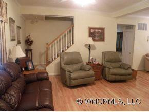 12 Orion Way - Photo 2