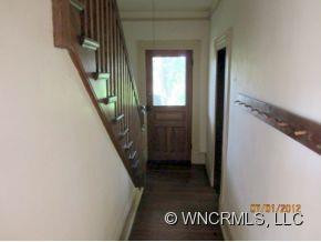 60 Roberts - Photo 2