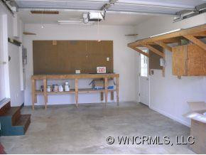 102 Sharons Way - Photo 12