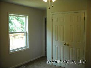 102 Sharons Way - Photo 6