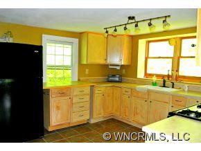 595 Woody Road - Photo 11