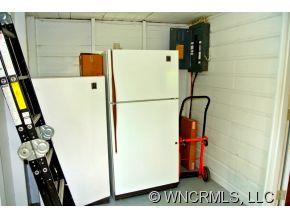 595 Woody Road - Photo 15