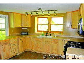 595 Woody Road - Photo 4