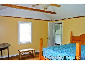 595 Woody Road - Photo 8