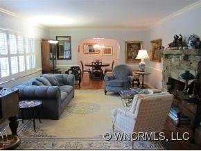 24 Midland Drive - Photo 2