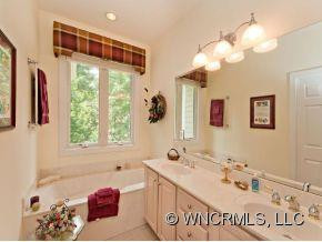 101 ARROWOOD LANE - Photo 15