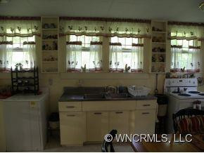 33 Blalock Ave - Photo 16