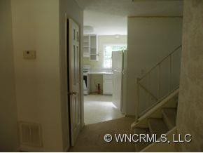 198 Foxhall Rd - Photo 11